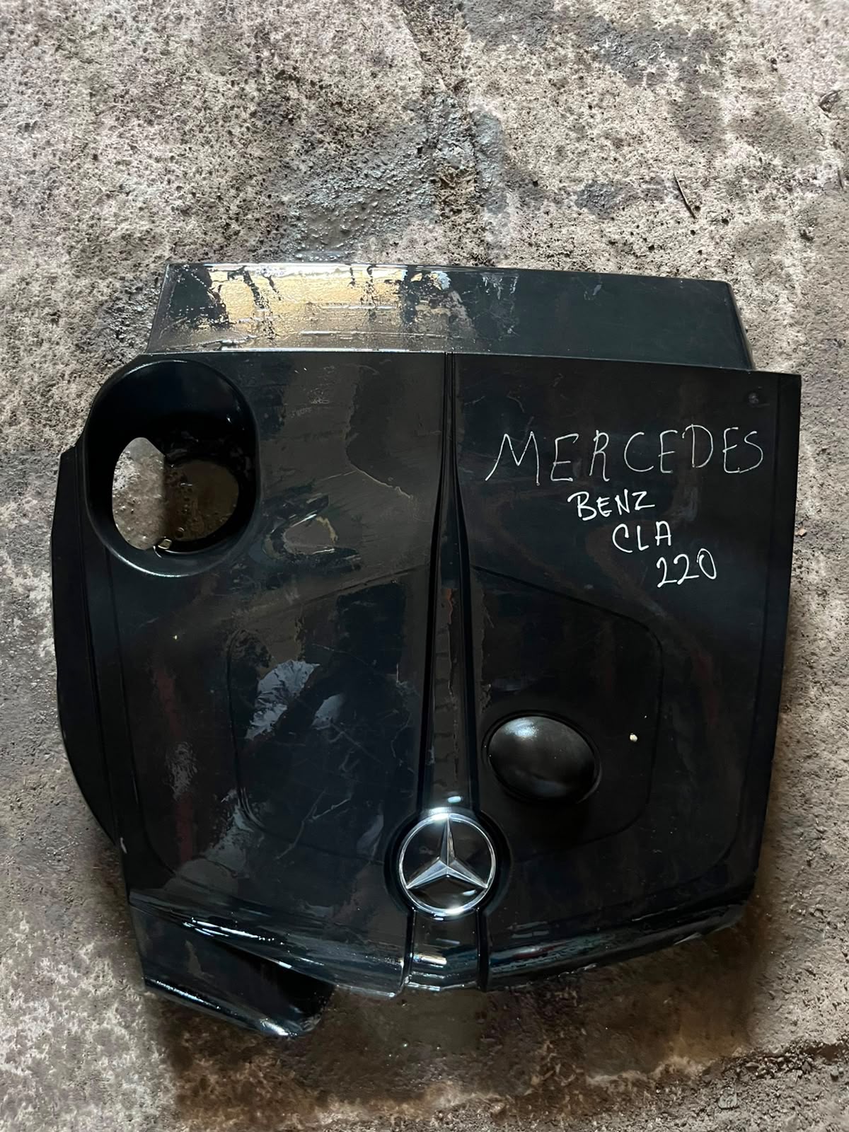 Tapa de motor Mercedes Benz Cla220