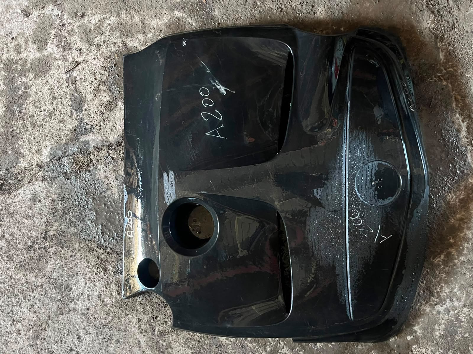 Tapa de motor Mercedes Benz a200