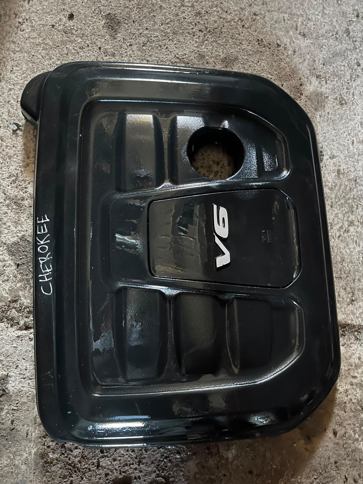 Tapa de motor Jeep Cherokee