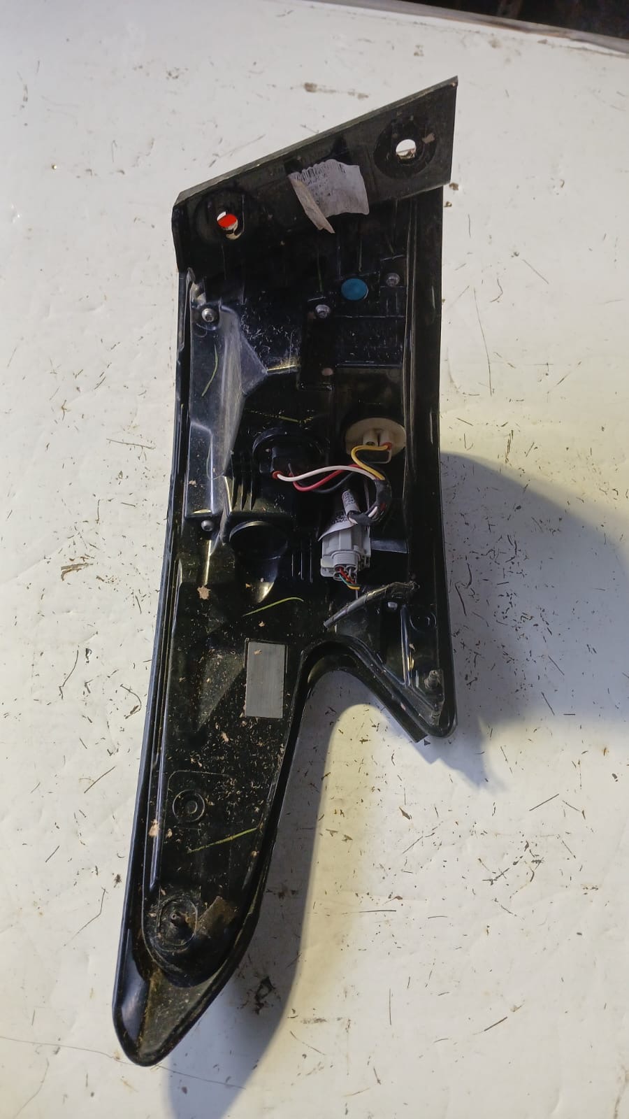 Fico trasero derecho nissan versa