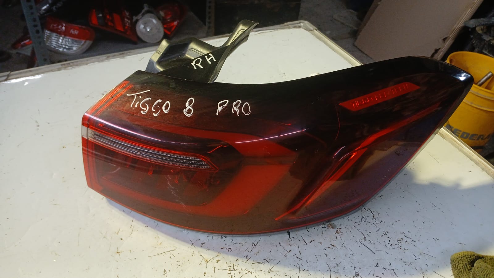 Foco trasero derecho tiggo 8 pro