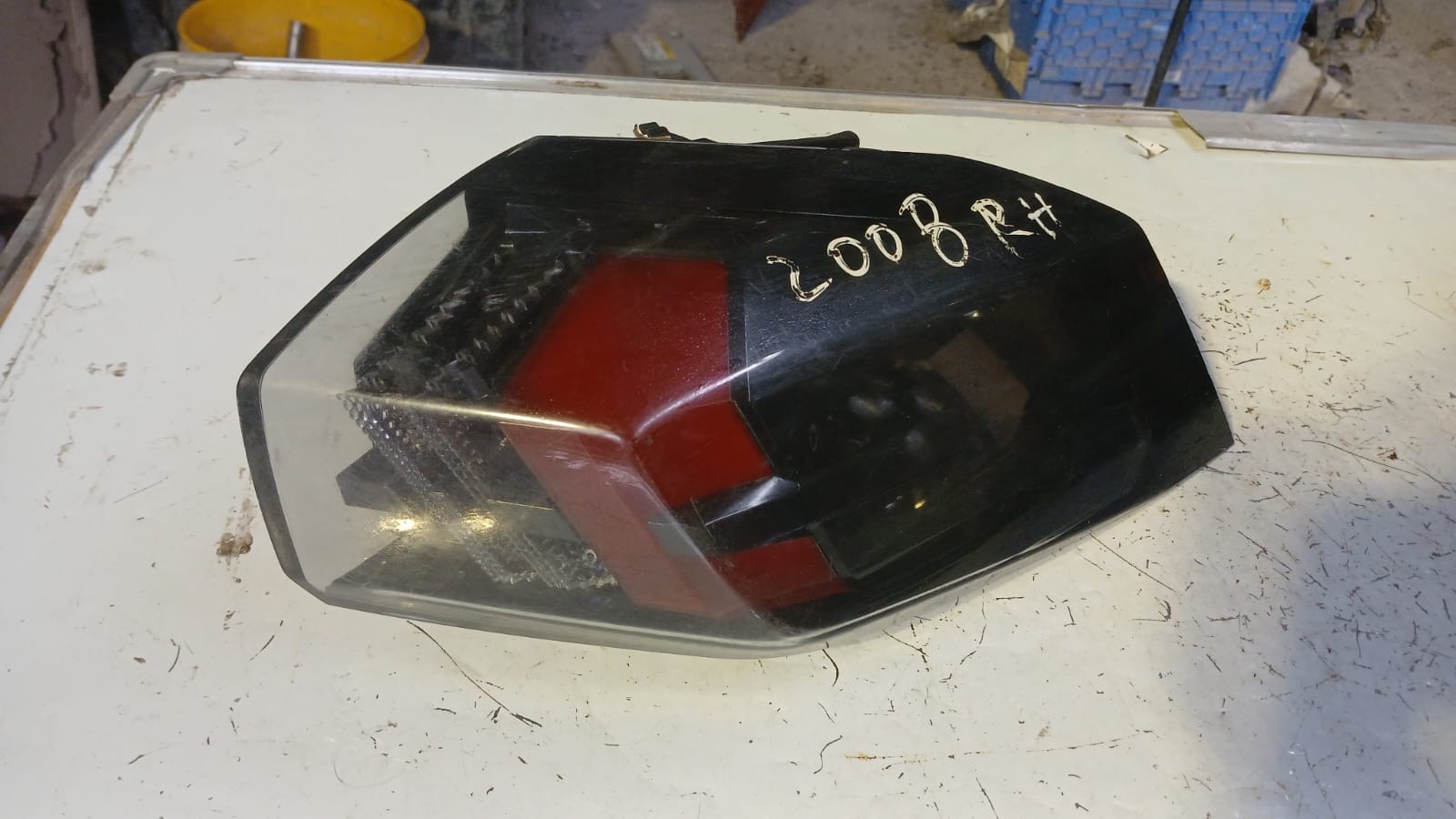 Foco trasero derecho Peugeot 2008