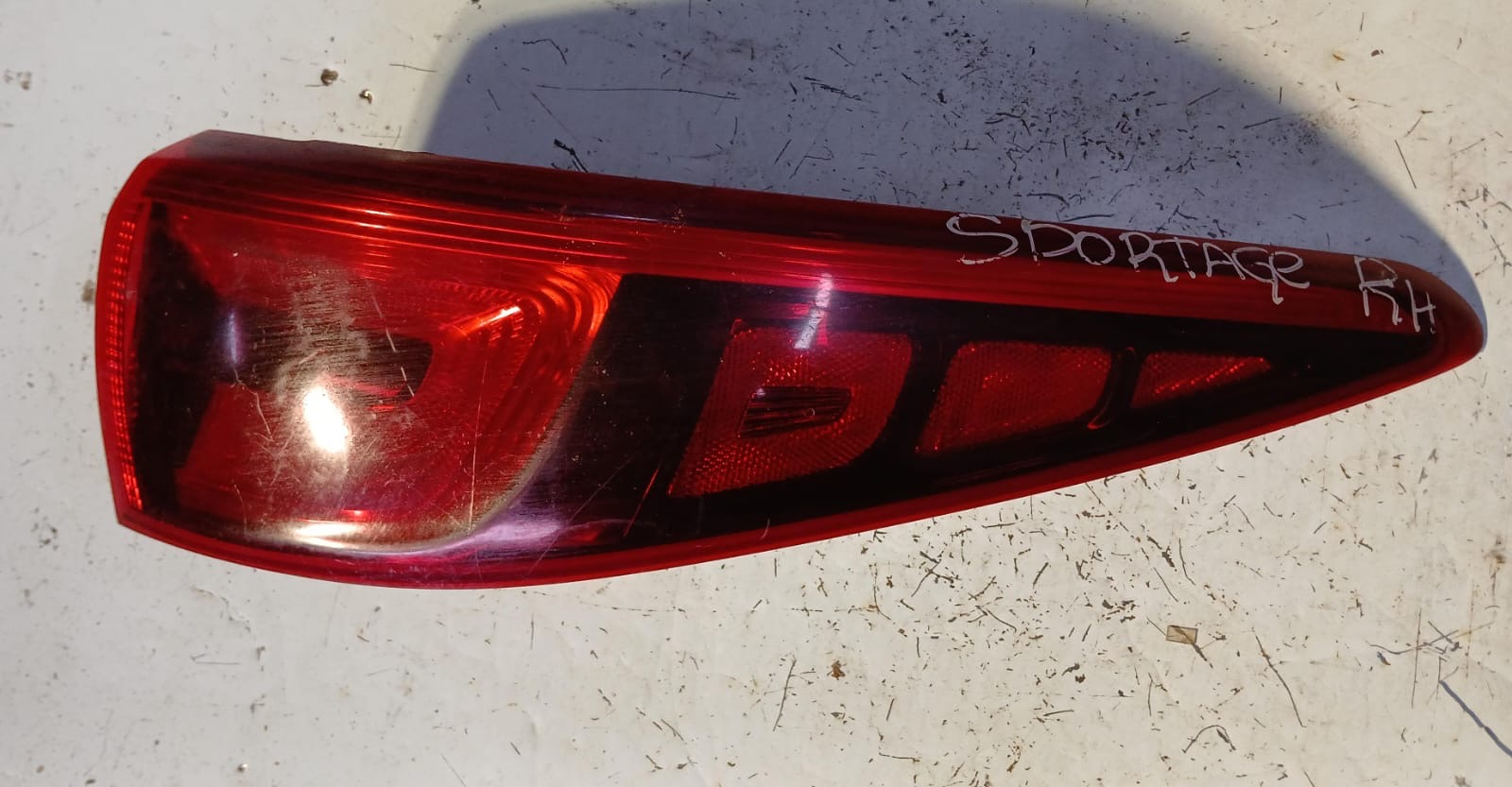 Foco trasero derecho kia sportage