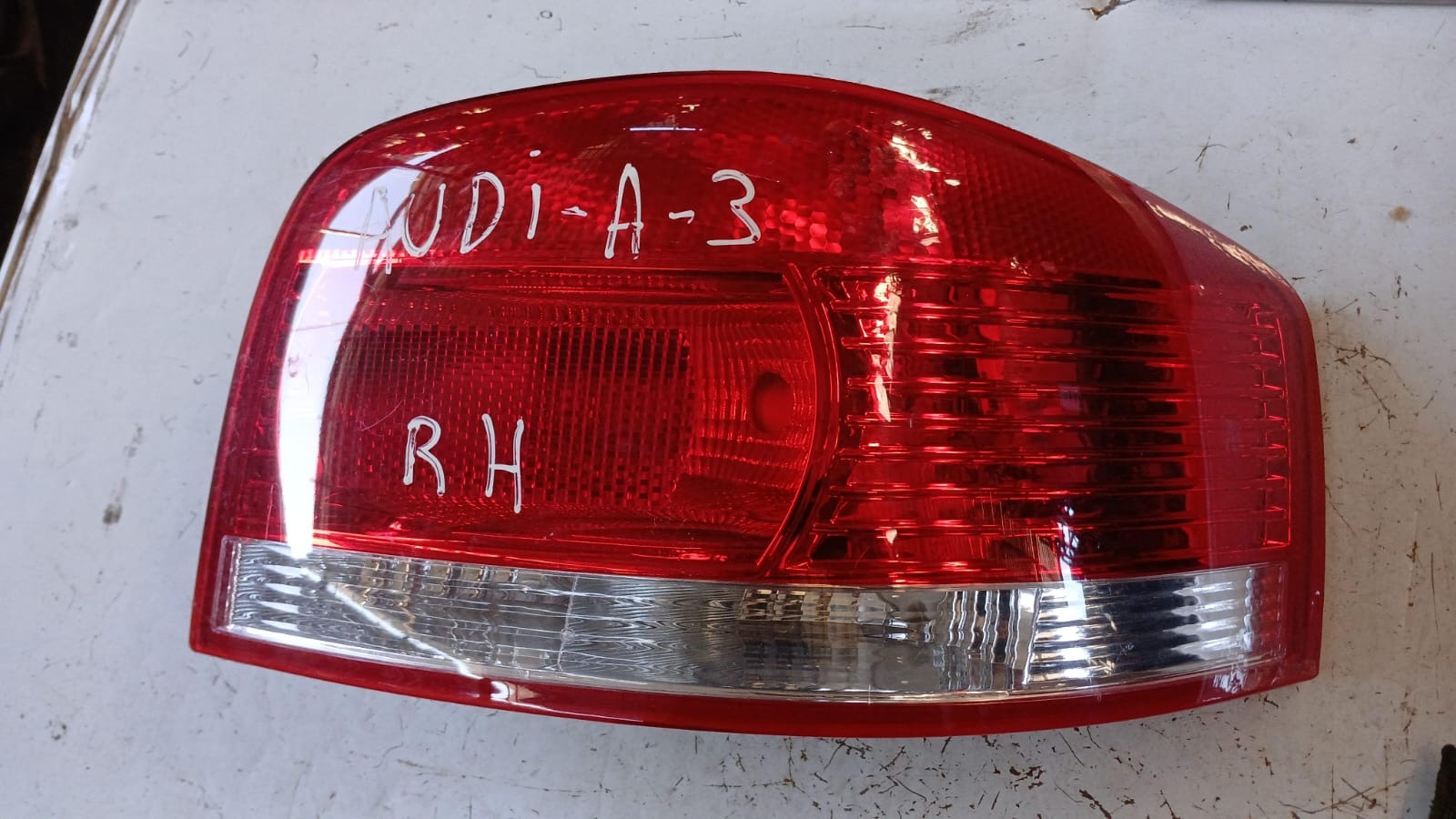 Foco trasero derecho audi a3