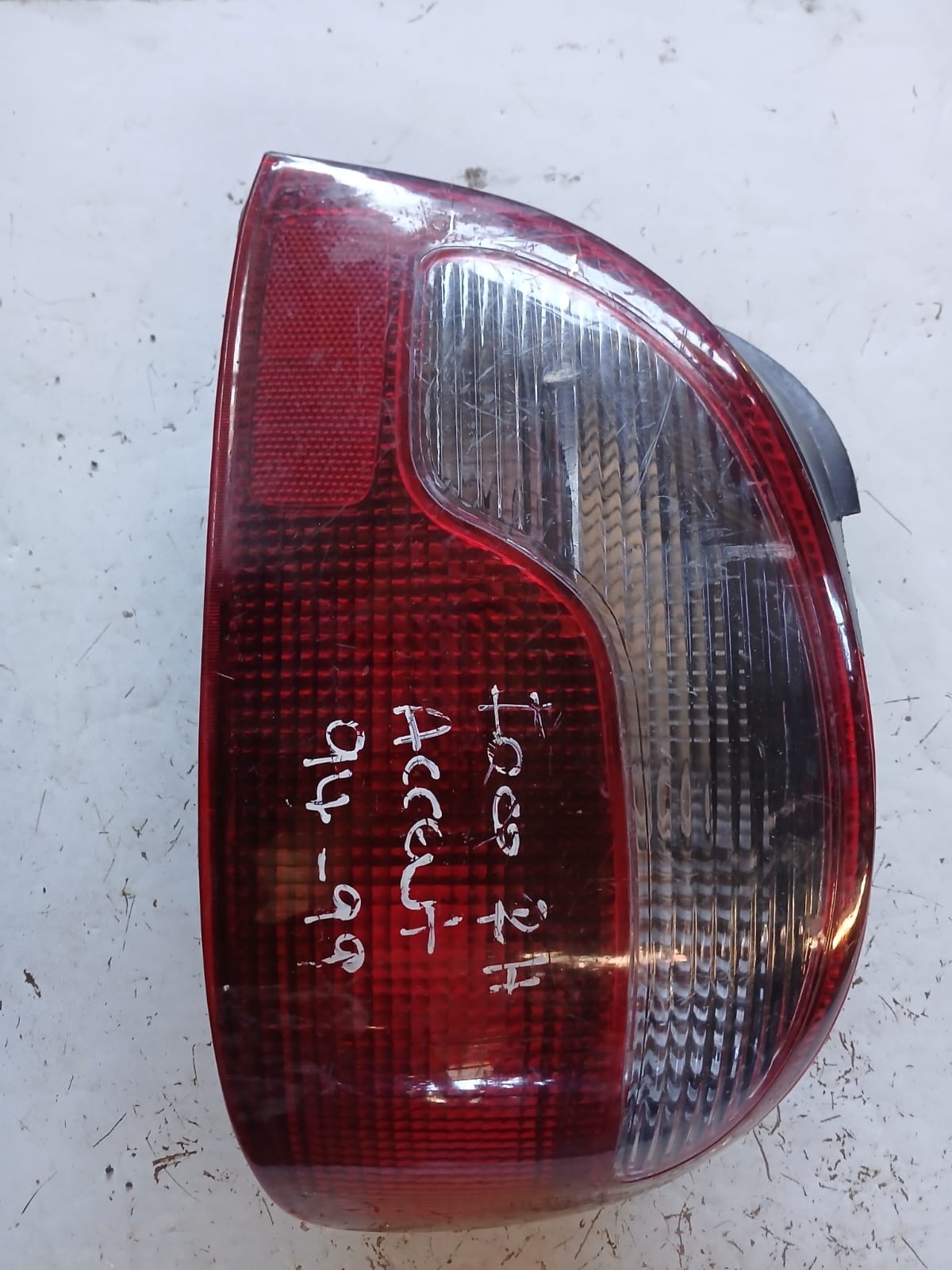 Foco trasero derecho Hyundai Accent