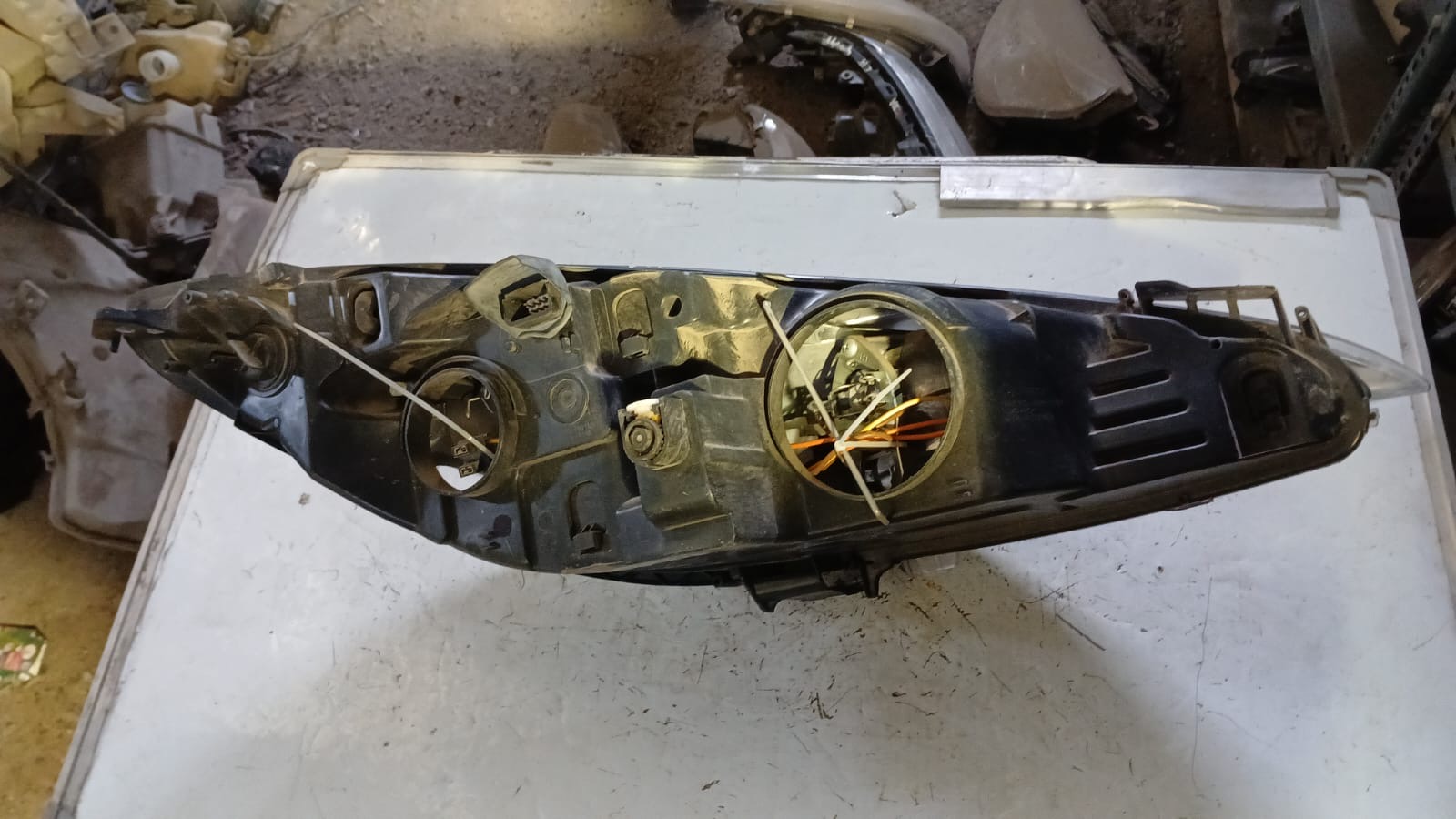 Óptico izquierdo Peugeot 308 hdi