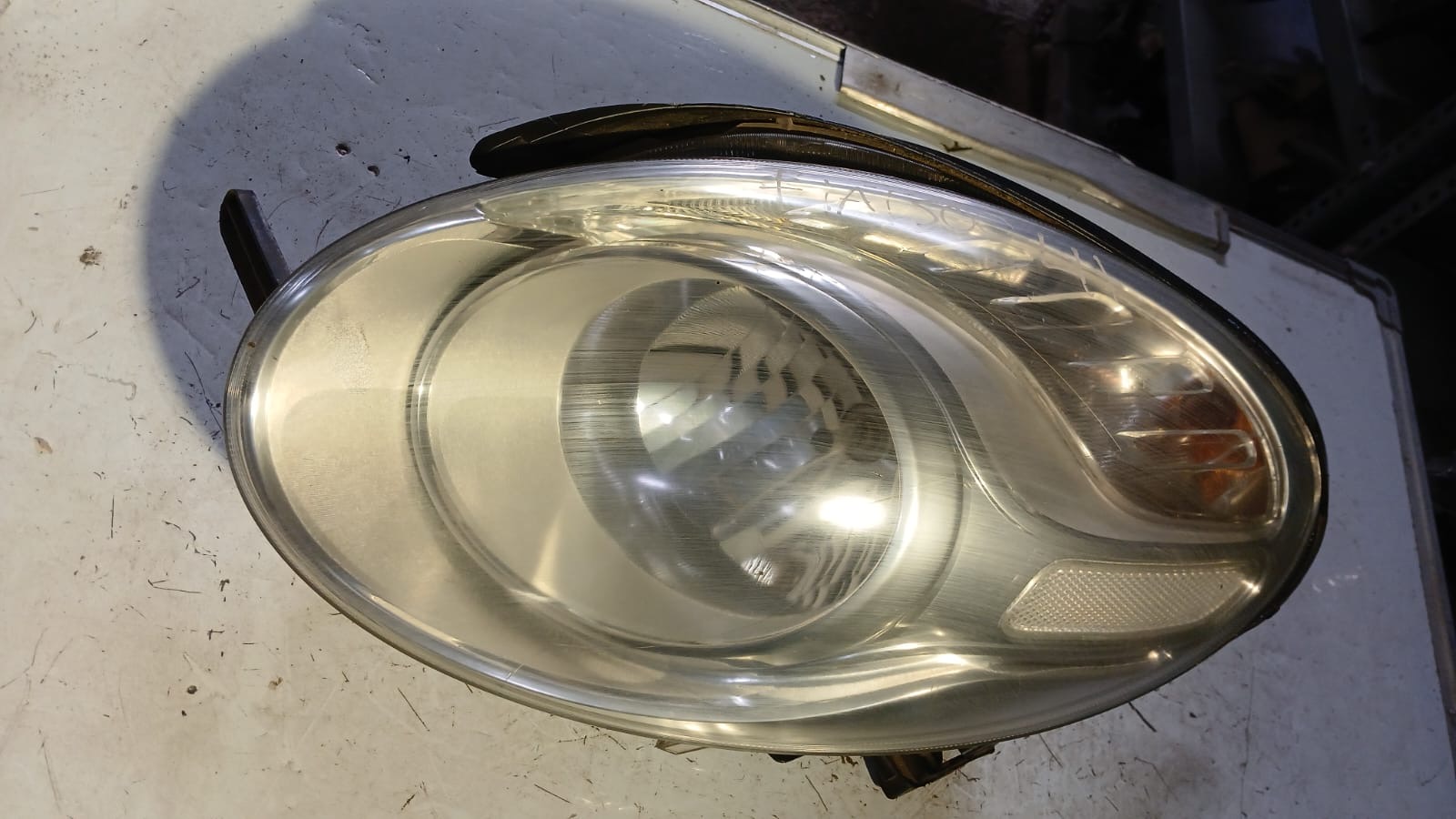 Óptico izquierdo Fiat 500