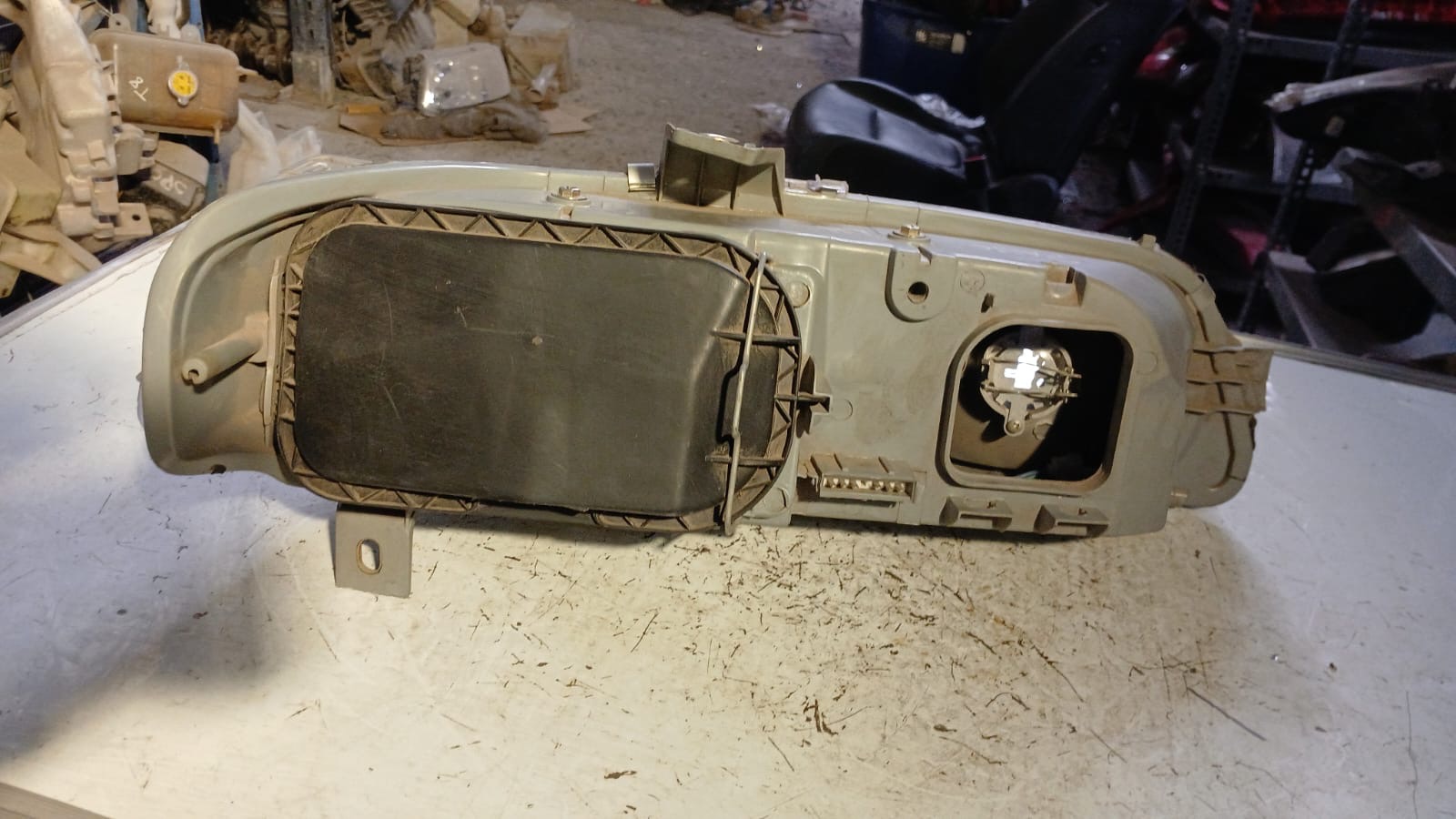 Óptico izquierdo Fiat Palio
