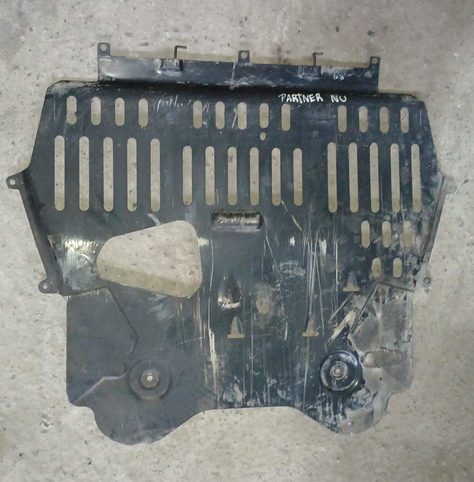 Cubre carte Peugeot partner