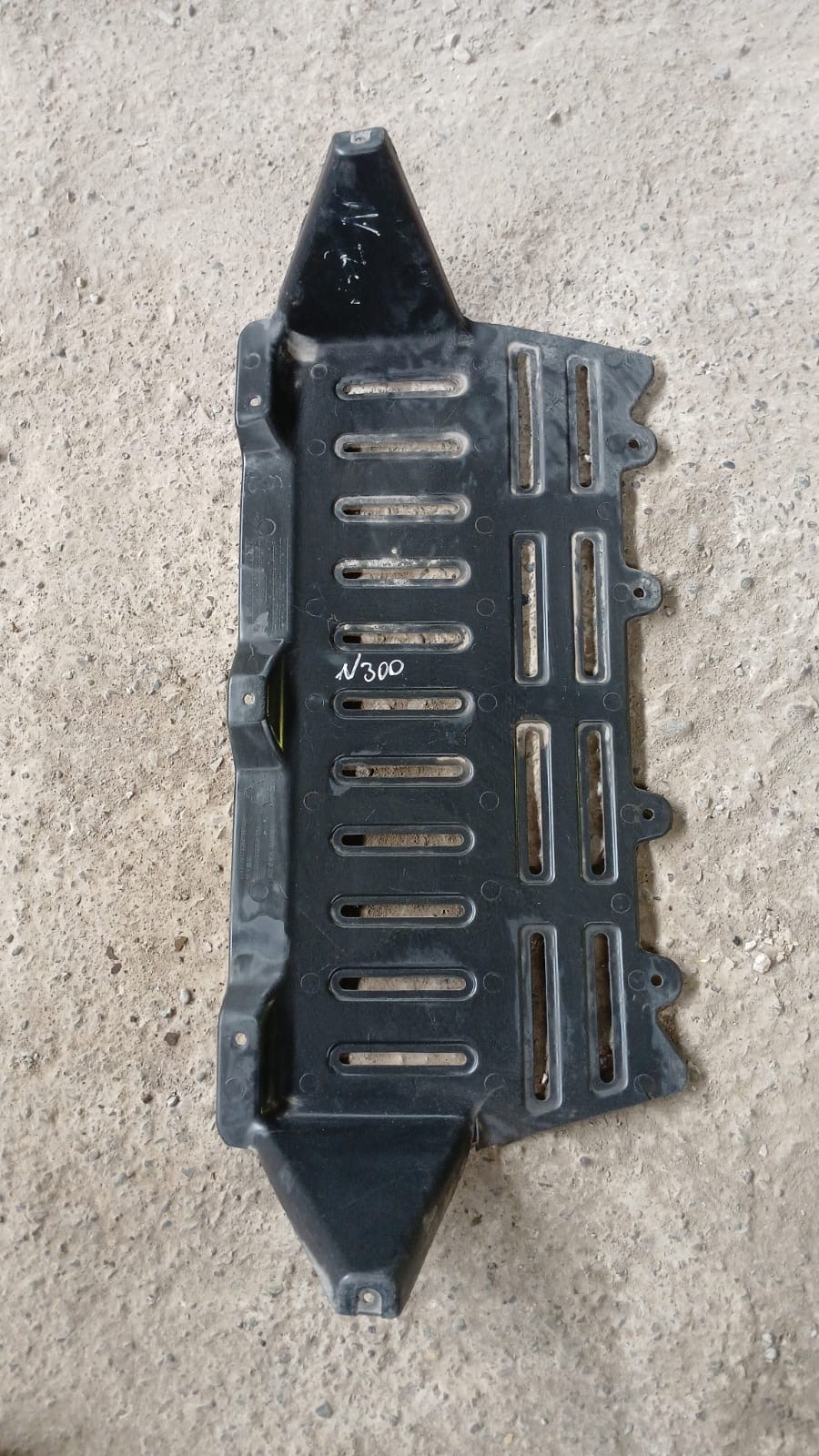 Cubre cárter Chevrolet N300