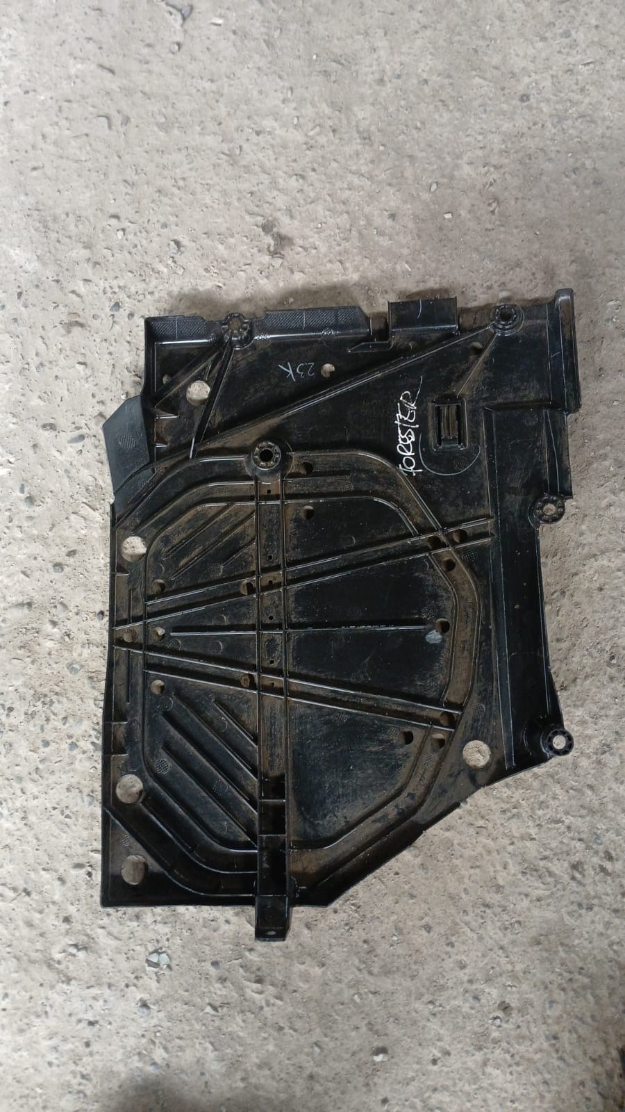 Cubre Cárter Subaru Forester · Original Usado