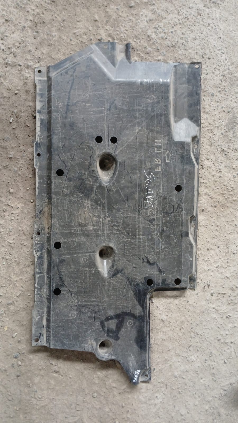 Cubre cárter Sentra