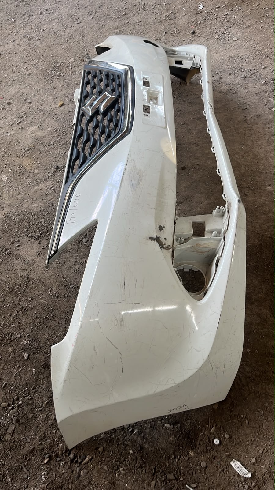 Parachoque delantero Suzuki Baleno