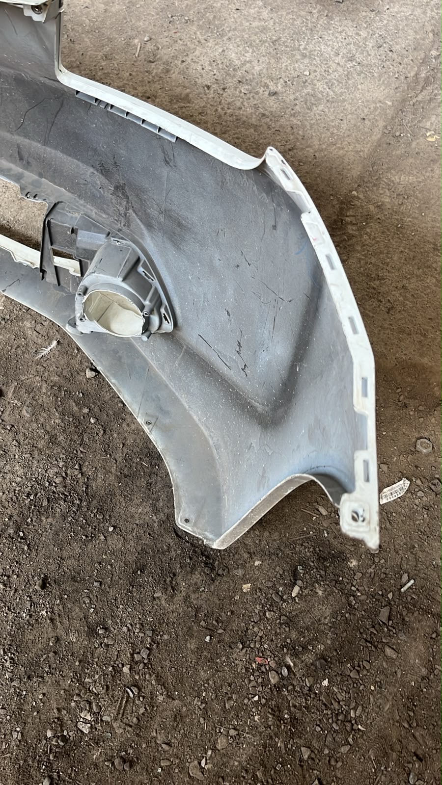 Parachoque delantero Suzuki Baleno