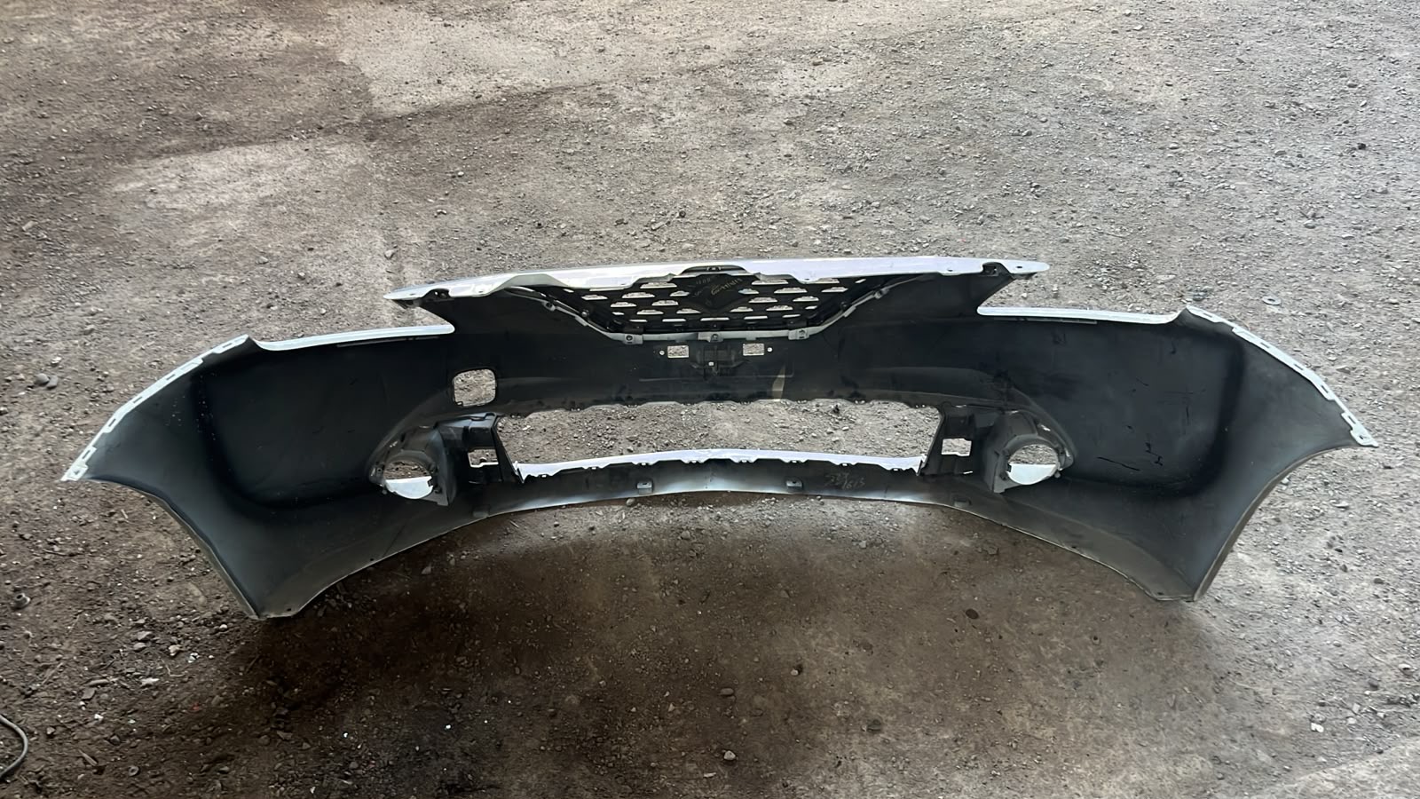 Parachoque delantero Suzuki Baleno