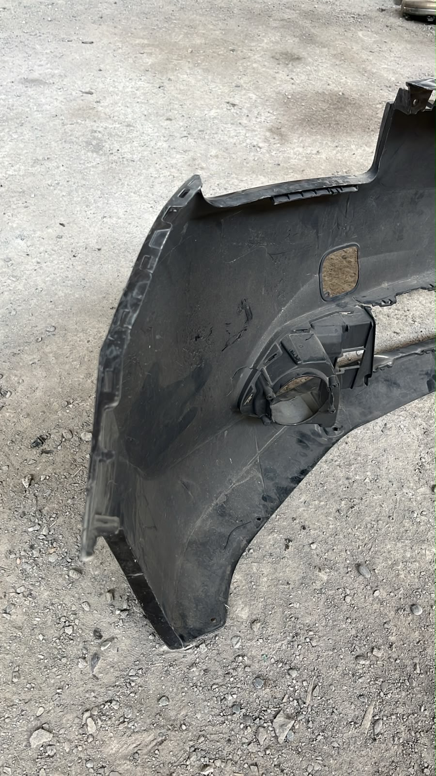 Parachoque delantero Suzuki Baleno