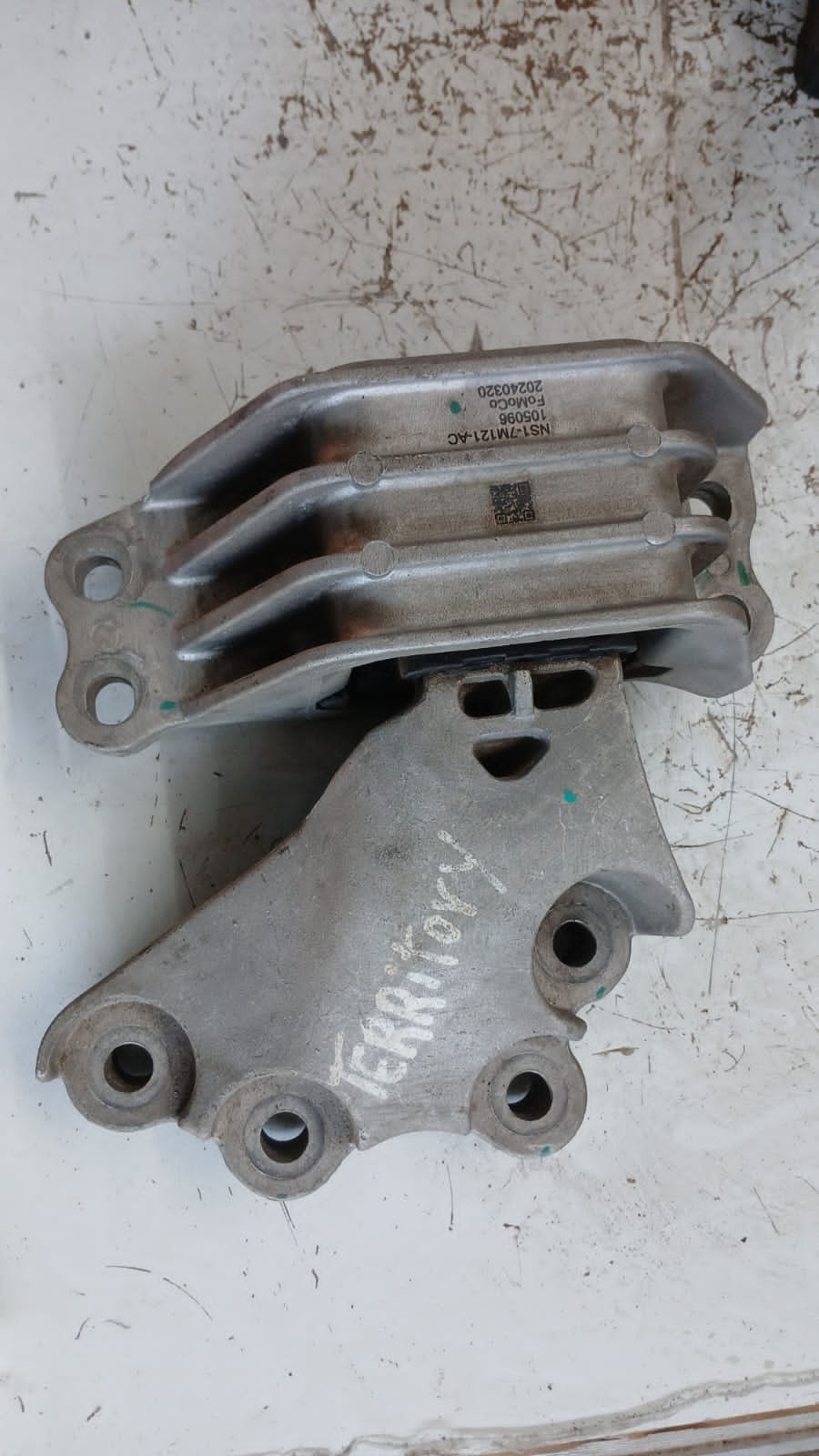 Soporte de Motor Ford Territory · Original Usado