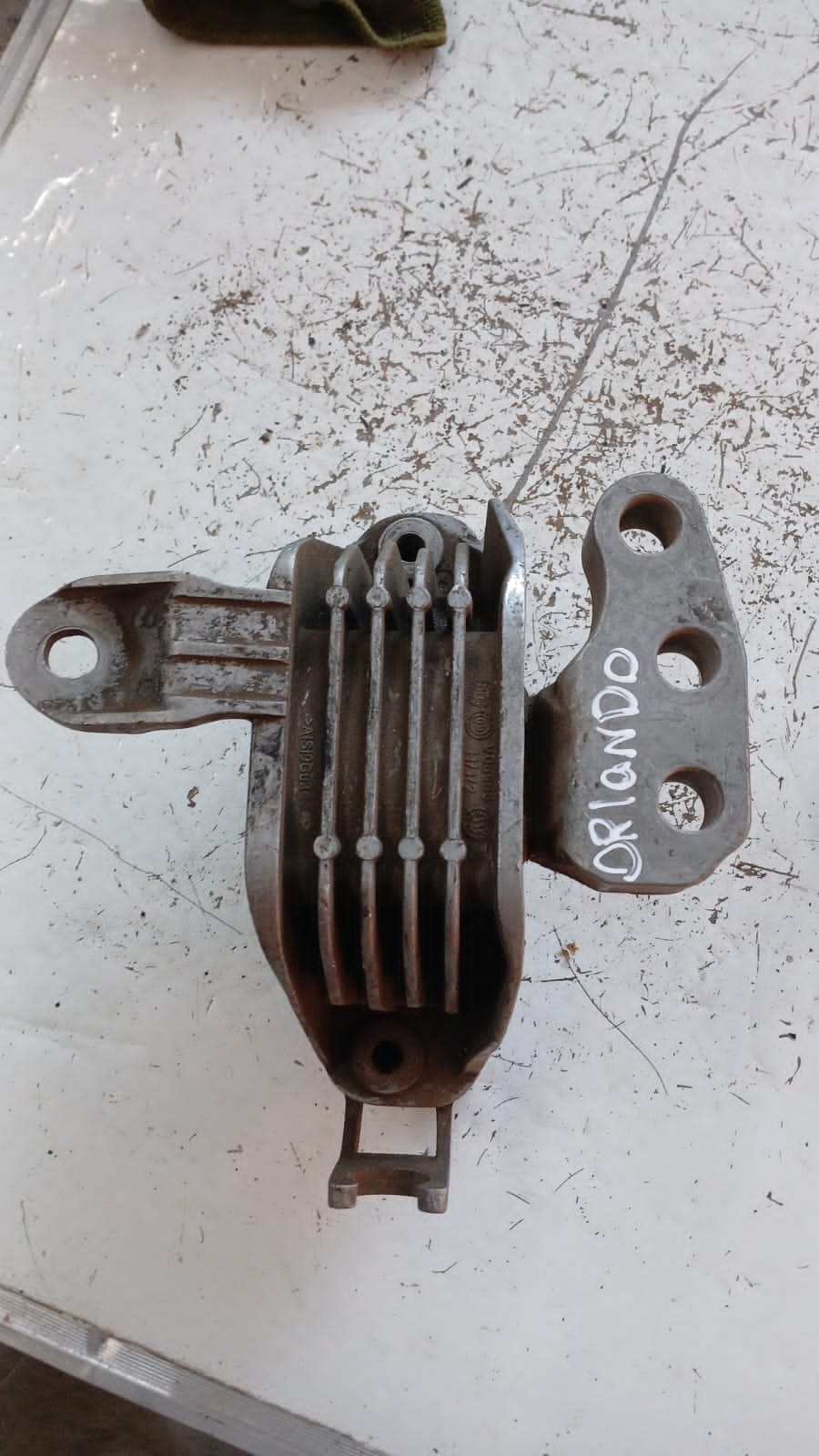 Soporte de Motor Chevrolet Orlando · Original Usado