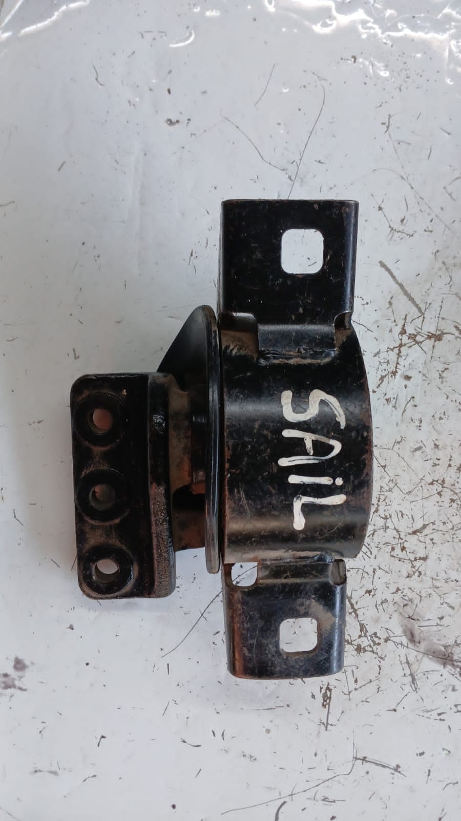 Soporte de Motor Chevrolet Sail · Original Usado