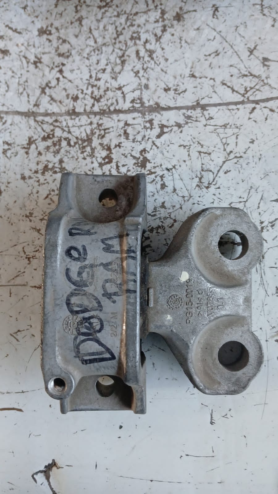 Soporte de Motor Dodge RAM · Original Usado
