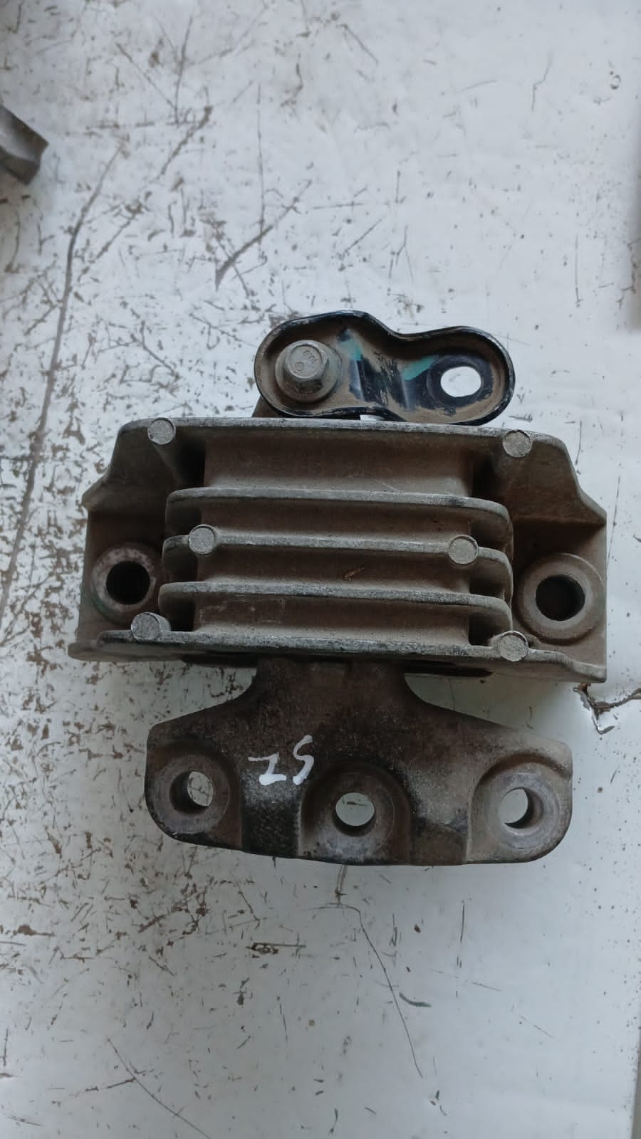 Soporte de Motor MG ZS · Original Usado