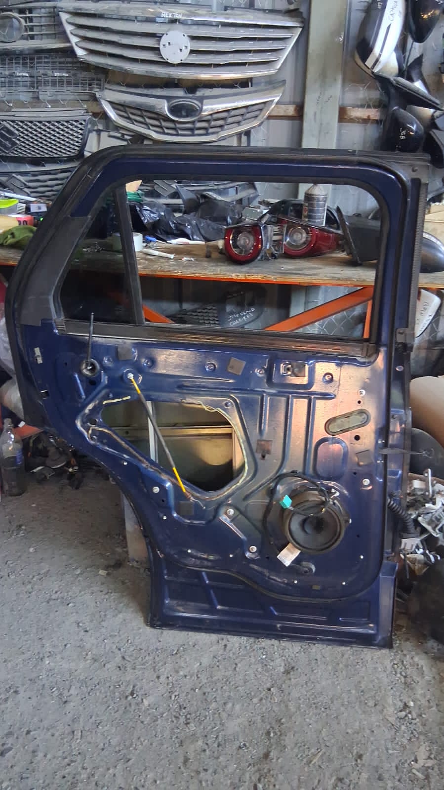 Puerta Trasera Izquierda Ford Explorer