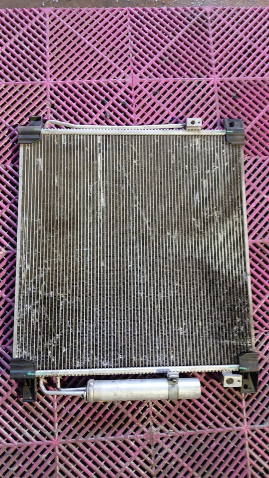 Radiador de Aire Mitsubishi L200