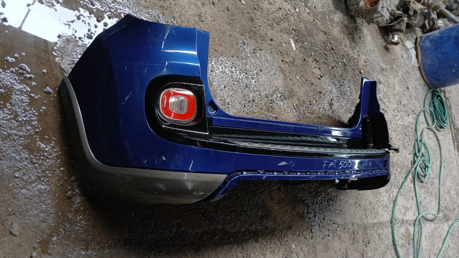 Parachoque Trasero Fiat 500L