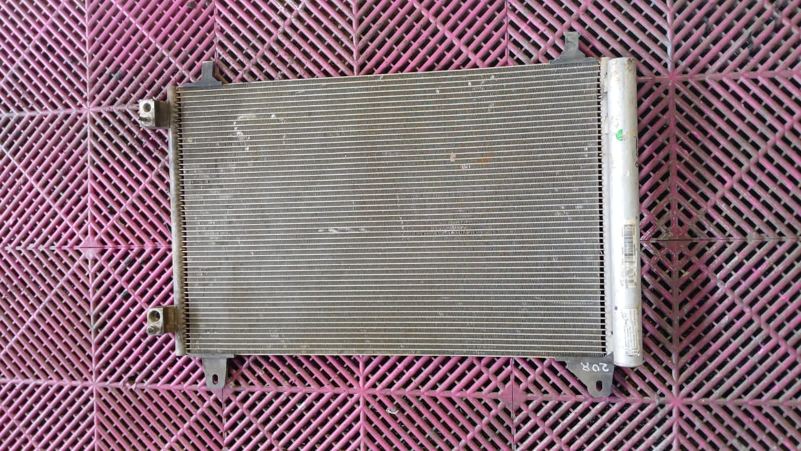 Radiador de Aire Peugeot 208
