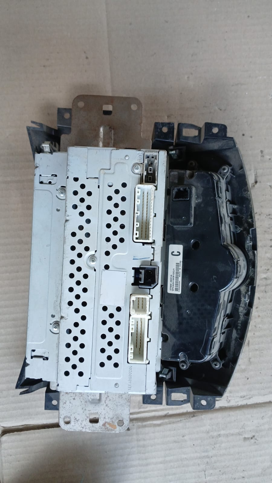 Radio Nissan NP300