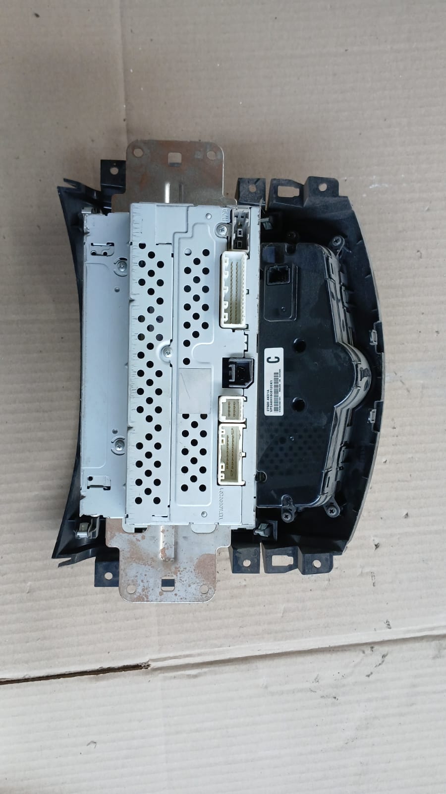 Radio Nissan NP300