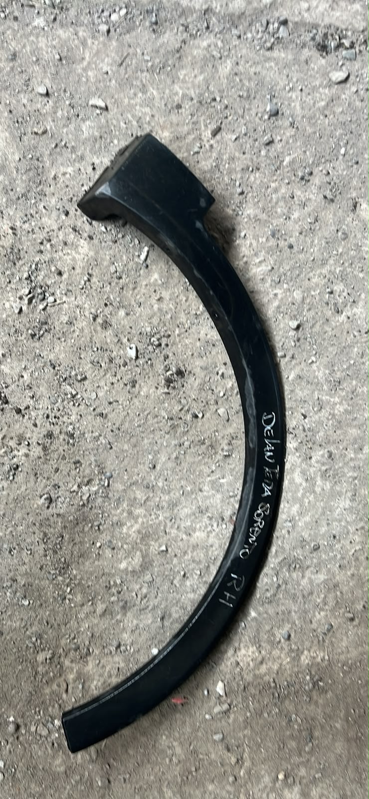 Moldura Delantera Derecha Kia Sorento