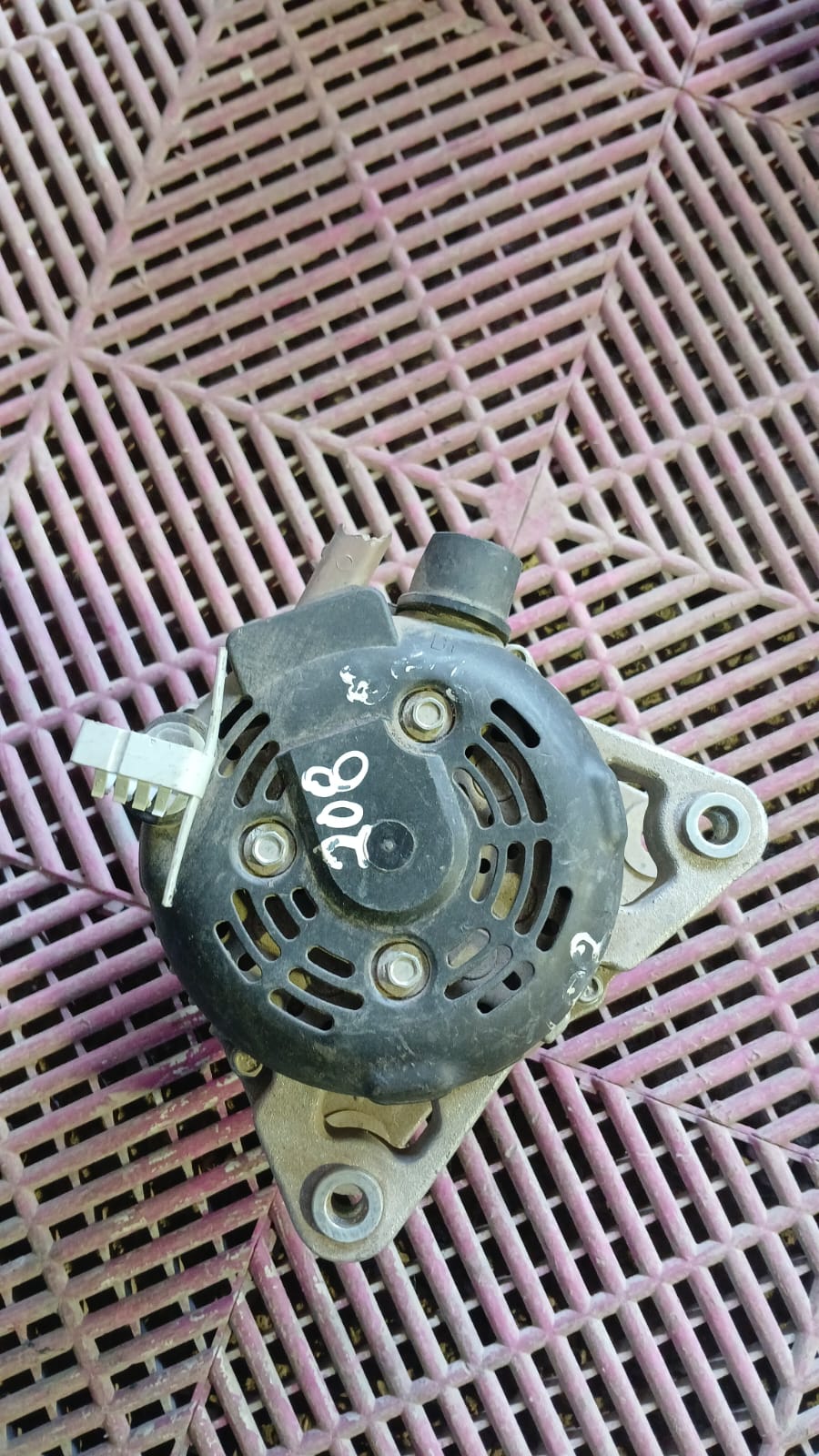 Alternador Peugeot 208