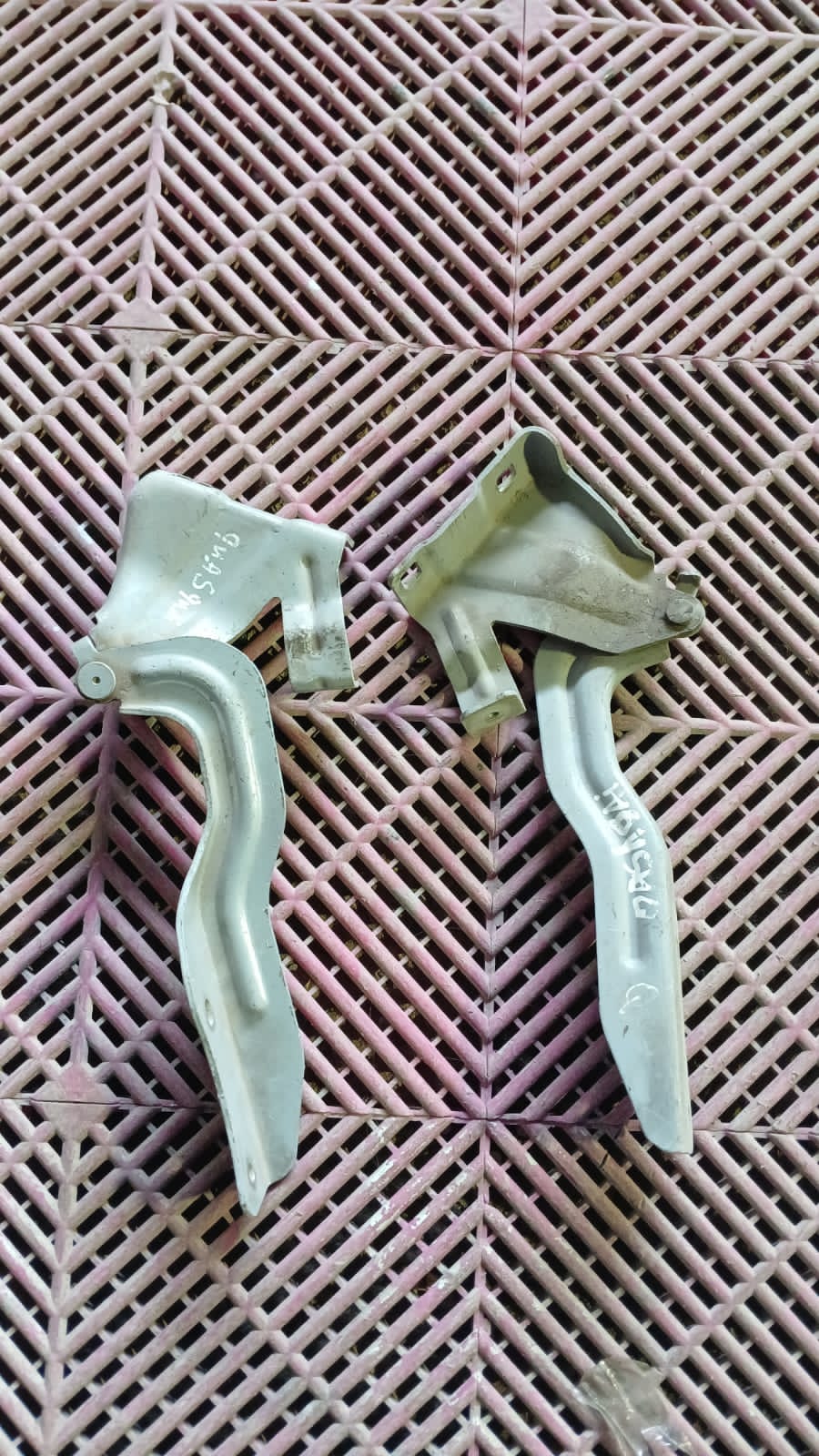 Bisagras de Capot Nissan Qashqai